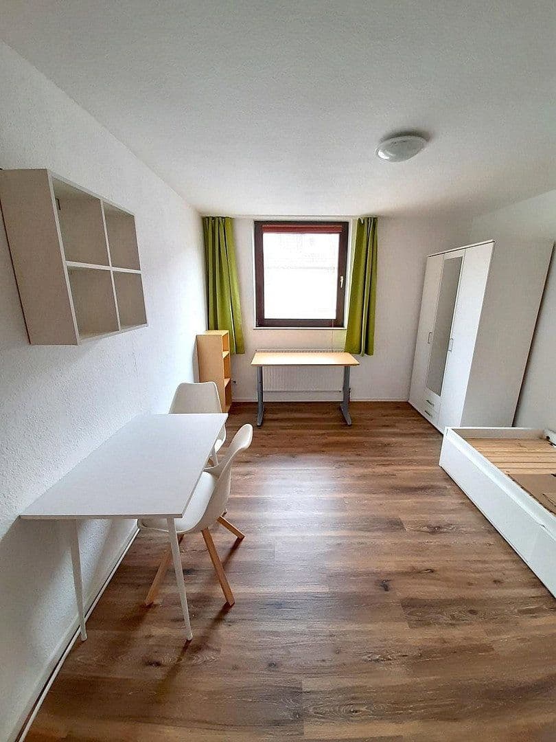 Prenájom bytu 1-izbový 18 m², Erlangen, Bavorsko Prenájom bytu 1-izbový 18 m², Erlangen, Bavorsko