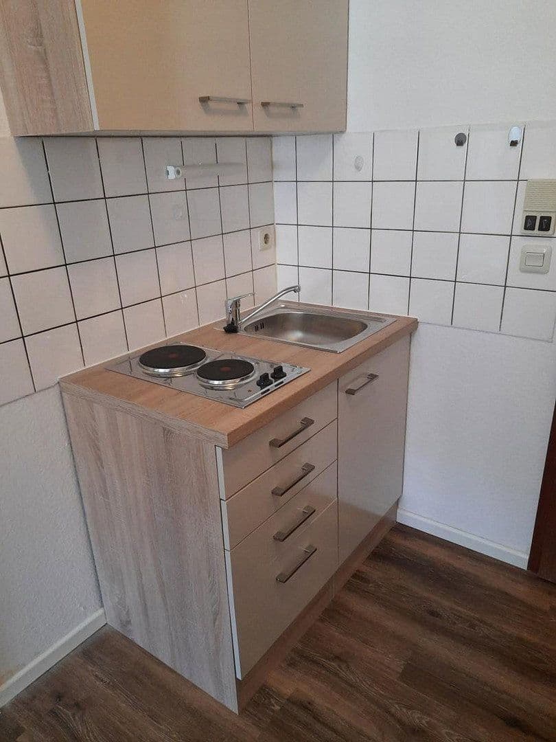 Prenájom bytu 1-izbový 18 m², Erlangen, Bavorsko Prenájom bytu 1-izbový 18 m², Erlangen, Bavorsko