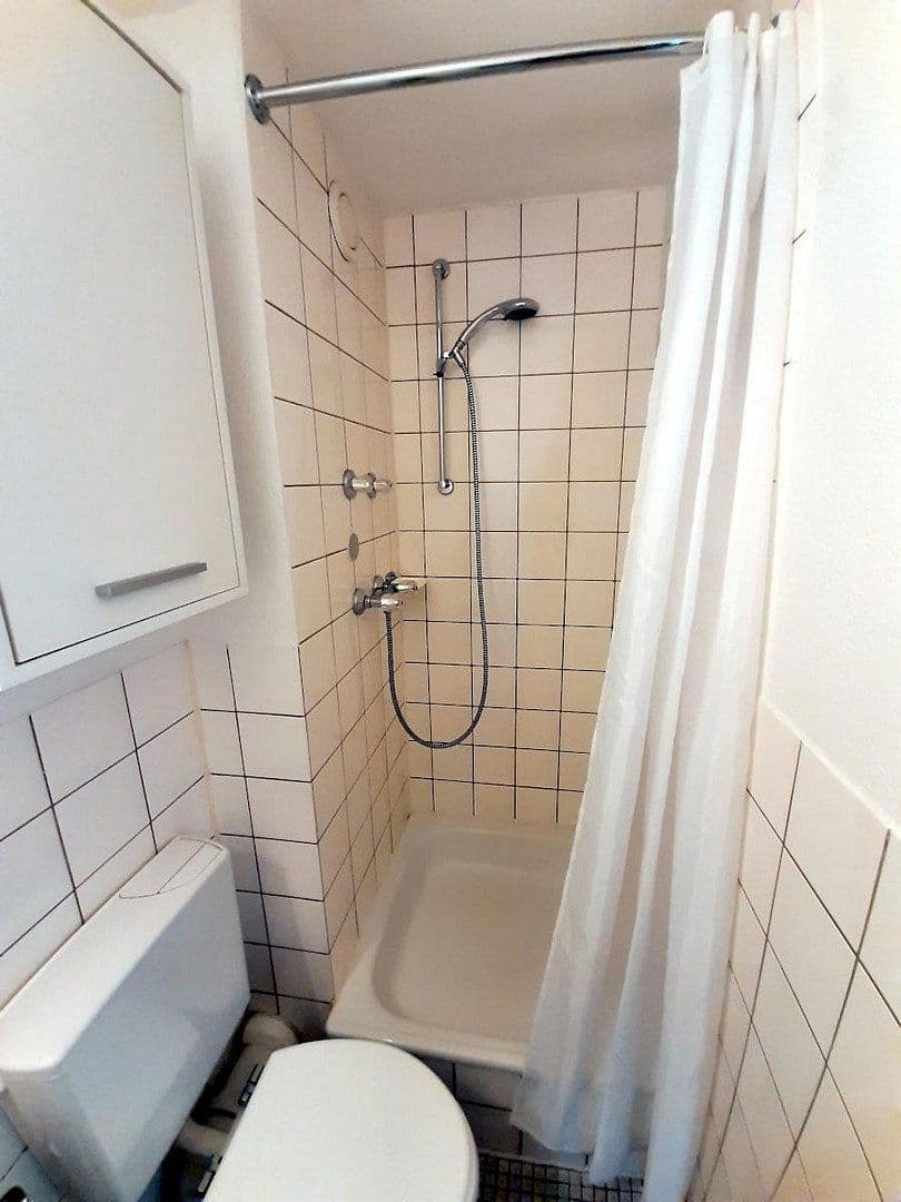 Prenájom bytu 1-izbový 18 m², Erlangen, Bavorsko Prenájom bytu 1-izbový 18 m², Erlangen, Bavorsko