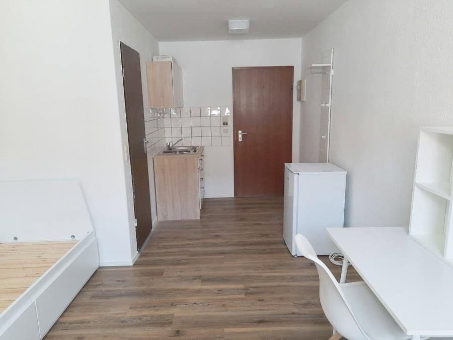 Prenájom bytu 1-izbový 18 m², Erlangen, Bavorsko Prenájom bytu 1-izbový 18 m², Erlangen, Bavorsko