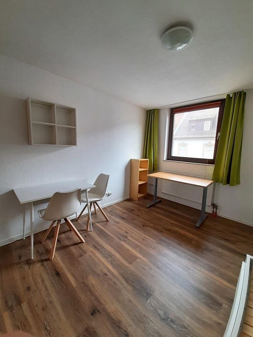 Prenájom bytu 1-izbový 18 m², Erlangen, Bavorsko Prenájom bytu 1-izbový 18 m², Erlangen, Bavorsko