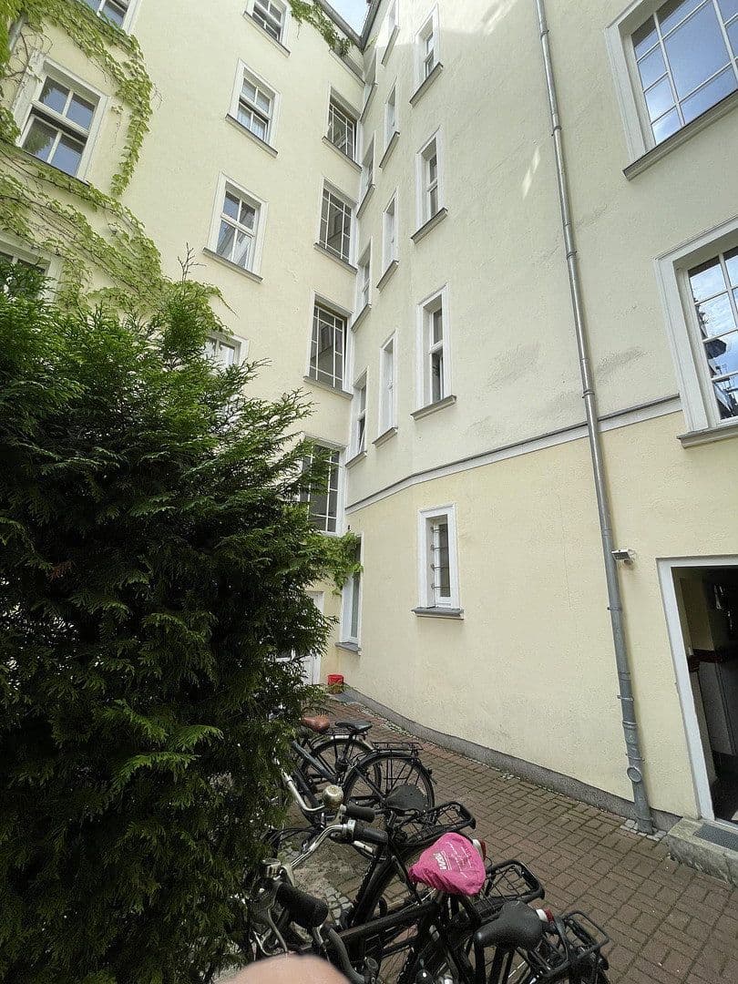 Predaj bytu 2-izbový 72 m², Berlin, Berlín Predaj bytu 2-izbový 72 m², Berlin, Berlín