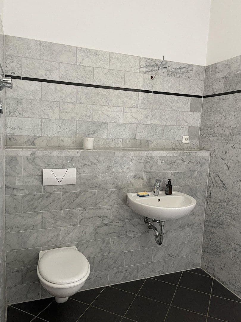 Predaj bytu 2-izbový 72 m², Berlin, Berlín Predaj bytu 2-izbový 72 m², Berlin, Berlín