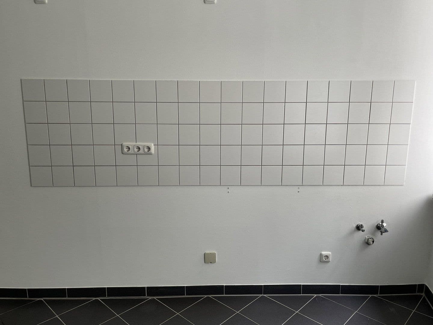 Predaj bytu 2-izbový 72 m², Berlin, Berlín Predaj bytu 2-izbový 72 m², Berlin, Berlín