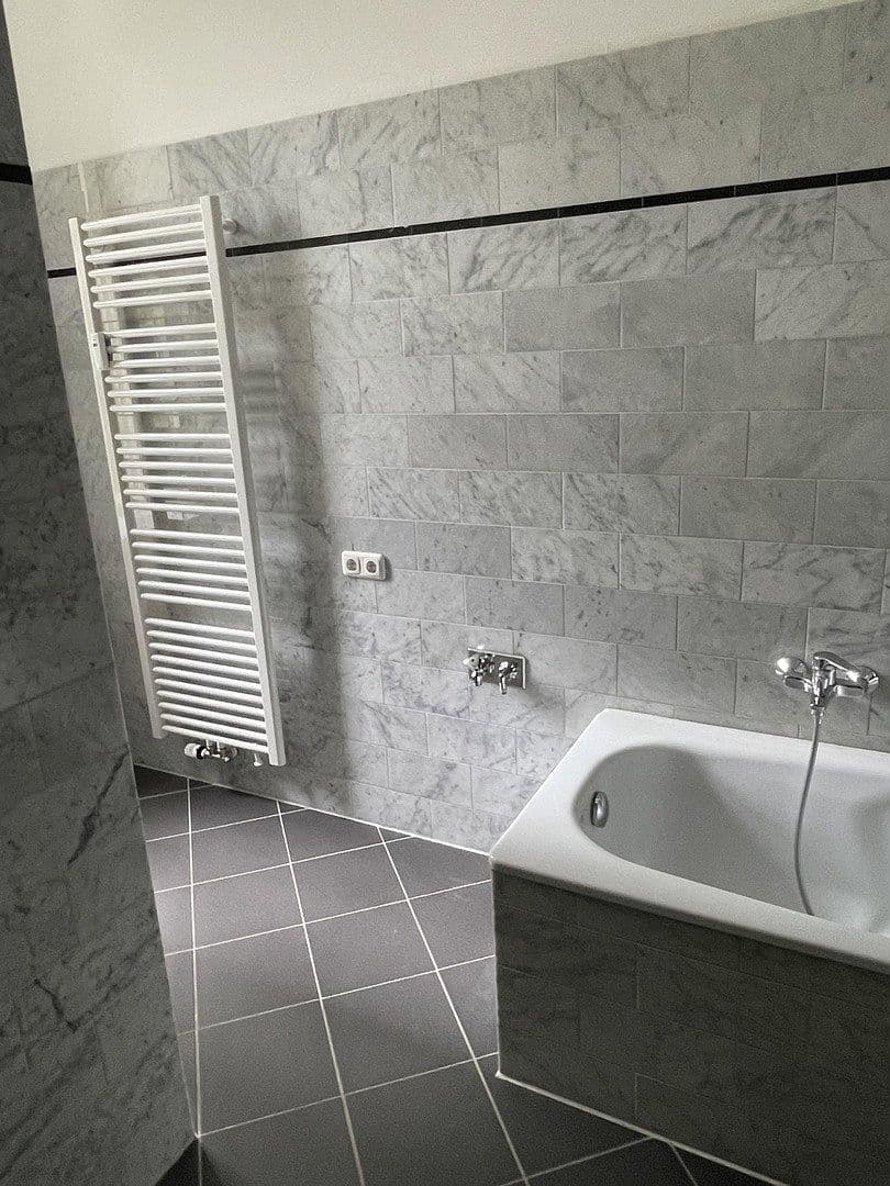 Predaj bytu 2-izbový 72 m², Berlin, Berlín Predaj bytu 2-izbový 72 m², Berlin, Berlín
