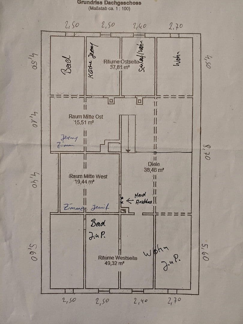 Predaj domu 215 m², pozemok 1.050 m², Zum Schmiedeweg 18, Nauen, Brandenbursko Predaj domu 215 m², pozemok 1.050 m², Zum Schmiedeweg 18, Nauen, Brandenbursko