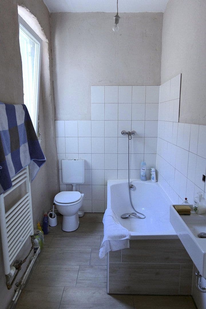 Predaj domu 215 m², pozemok 1.050 m², Zum Schmiedeweg 18, Nauen, Brandenbursko Predaj domu 215 m², pozemok 1.050 m², Zum Schmiedeweg 18, Nauen, Brandenbursko