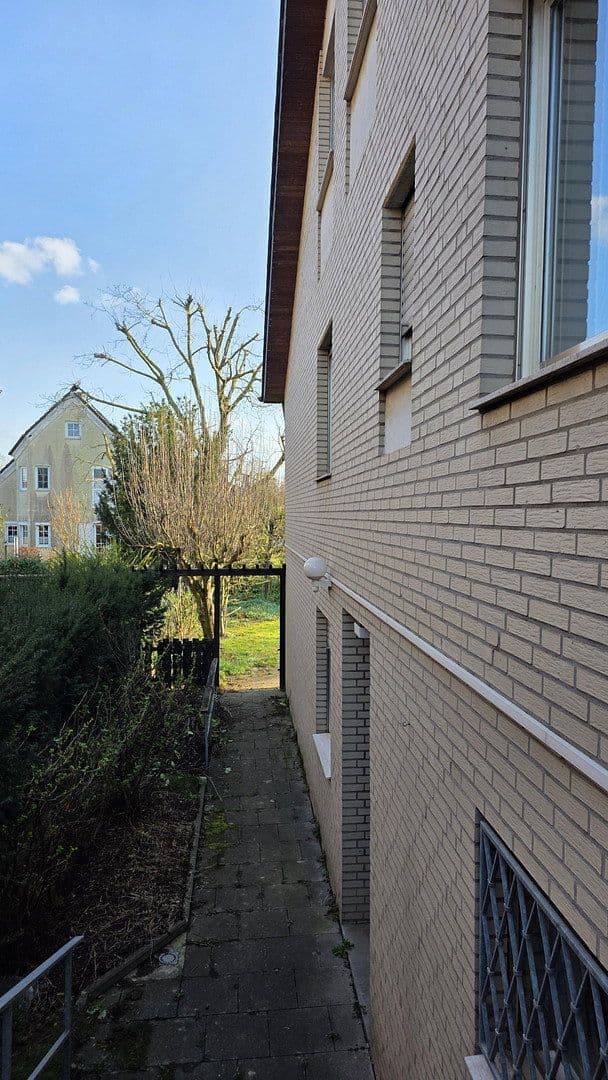 Predaj domu 204 m², pozemok 658 m², Lipper Berg 51, Bedburg, Severné Porýnie - Westfálsko Predaj domu 204 m², pozemok 658 m², Lipper Berg 51, Bedburg, Severné Porýnie - Westfálsko