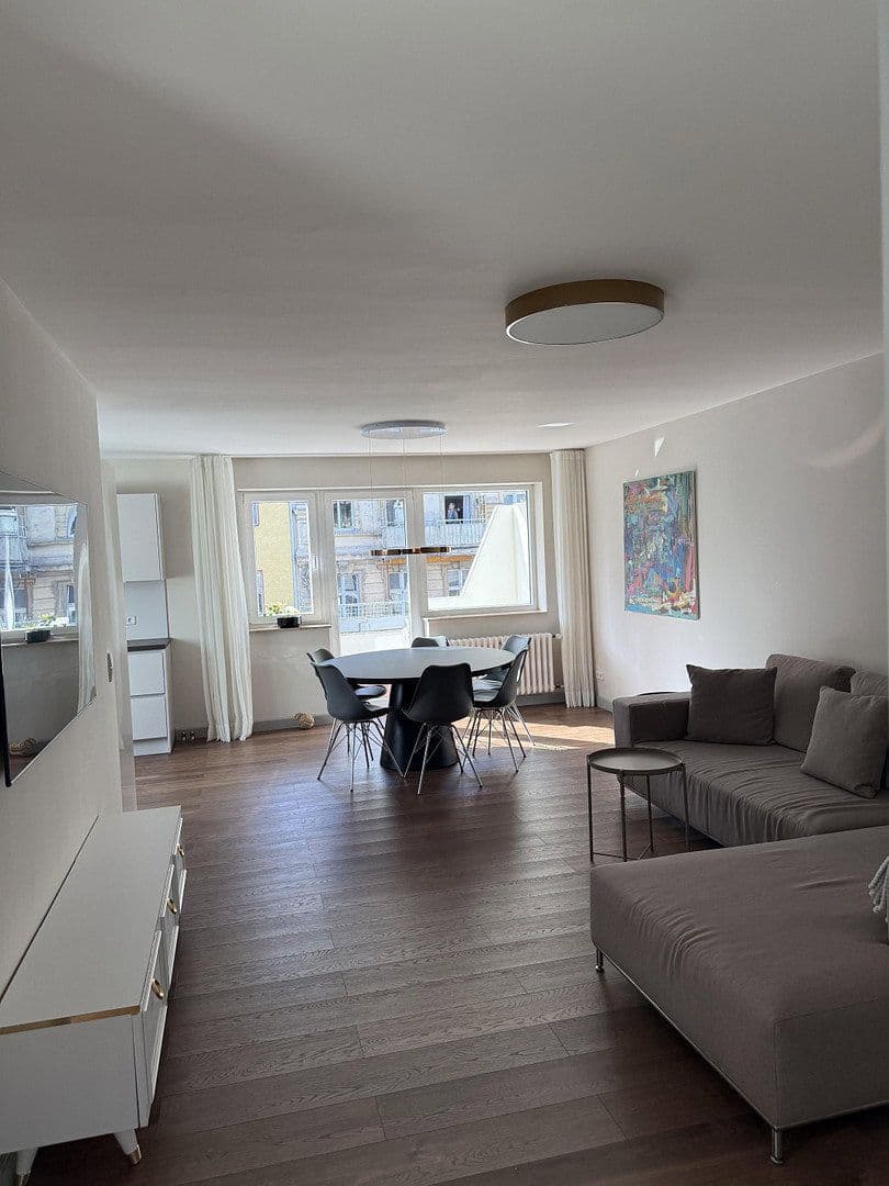 Prenájom bytu 2-izbový 69 m², Havelberger Straße 1, Berlin, Berlín Prenájom bytu 2-izbový 69 m², Havelberger Straße 1, Berlin, Berlín