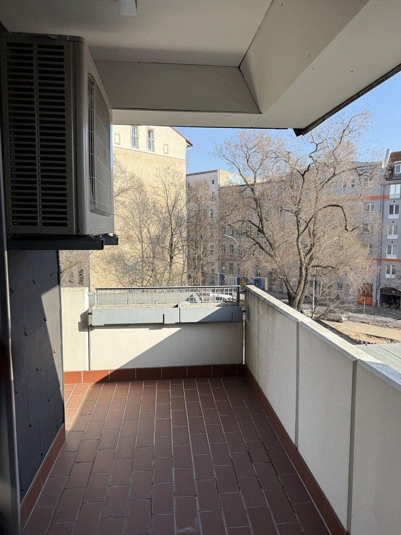 Prenájom bytu 2-izbový 69 m², Havelberger Straße 1, Berlin, Berlín Prenájom bytu 2-izbový 69 m², Havelberger Straße 1, Berlin, Berlín