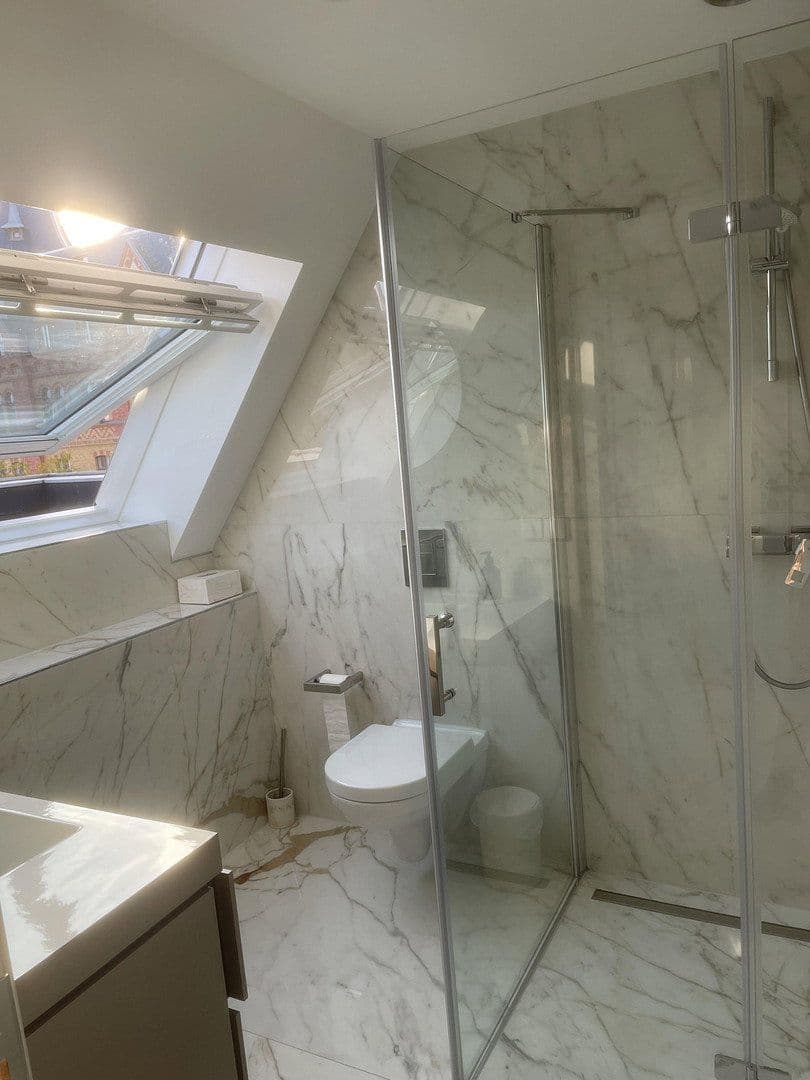 Prenájom bytu 2-izbový 69 m², Havelberger Straße 1, Berlin, Berlín Prenájom bytu 2-izbový 69 m², Havelberger Straße 1, Berlin, Berlín