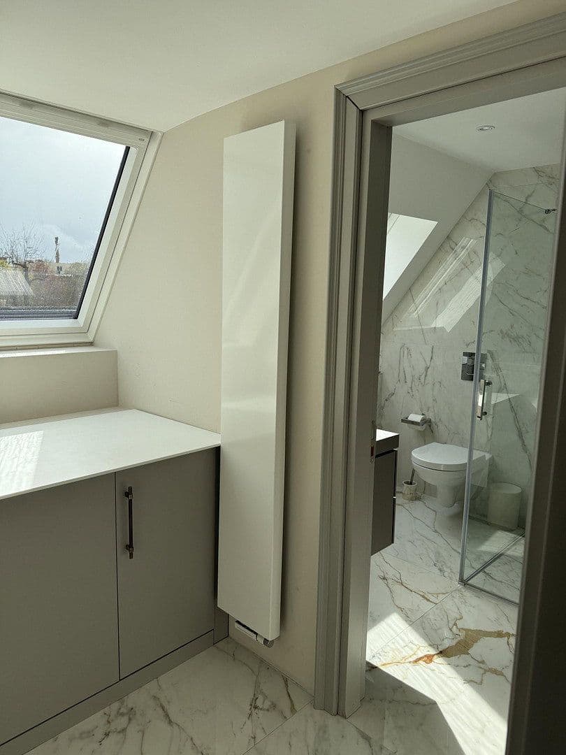 Prenájom bytu 2-izbový 69 m², Havelberger Straße 1, Berlin, Berlín Prenájom bytu 2-izbový 69 m², Havelberger Straße 1, Berlin, Berlín