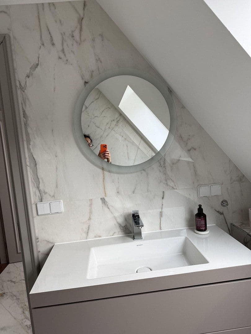 Prenájom bytu 2-izbový 69 m², Havelberger Straße 1, Berlin, Berlín Prenájom bytu 2-izbový 69 m², Havelberger Straße 1, Berlin, Berlín