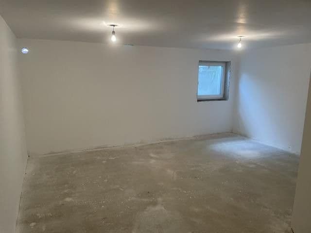 Predaj domu 160 m², pozemok 159 m², Gründau, Hesensko Predaj domu 160 m², pozemok 159 m², Gründau, Hesensko
