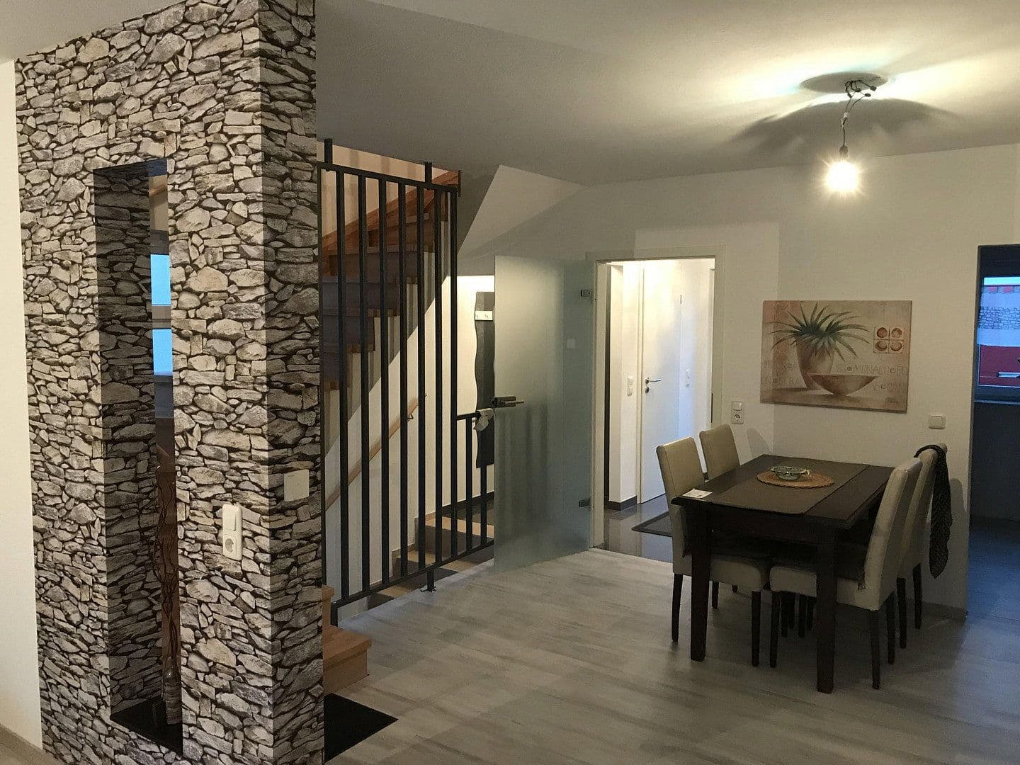 Predaj domu 160 m², pozemok 159 m², Gründau, Hesensko Predaj domu 160 m², pozemok 159 m², Gründau, Hesensko