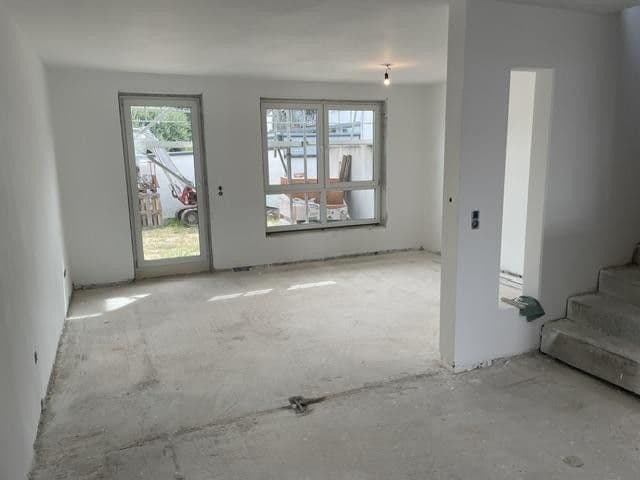 Predaj domu 160 m², pozemok 159 m², Gründau, Hesensko Predaj domu 160 m², pozemok 159 m², Gründau, Hesensko