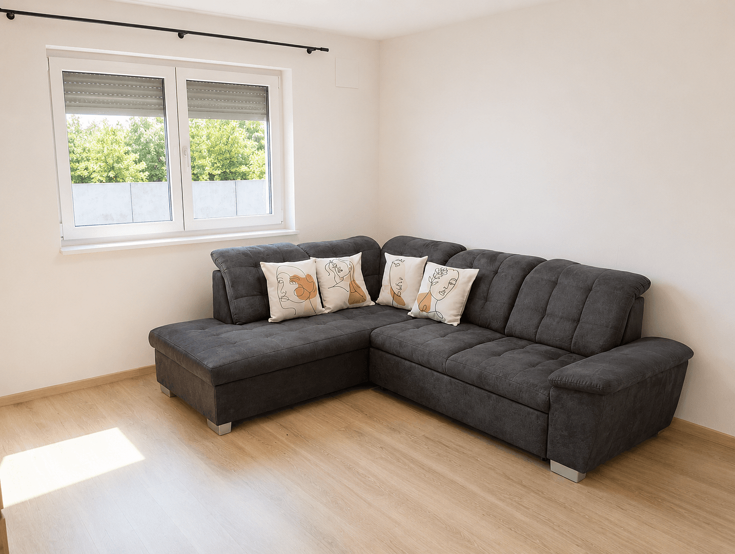 Prenájom bytu 2-izbový 66 m², Crailsheim, Bádensko-Wurttembersko Prenájom bytu 2-izbový 66 m², Crailsheim, Bádensko-Wurttembersko