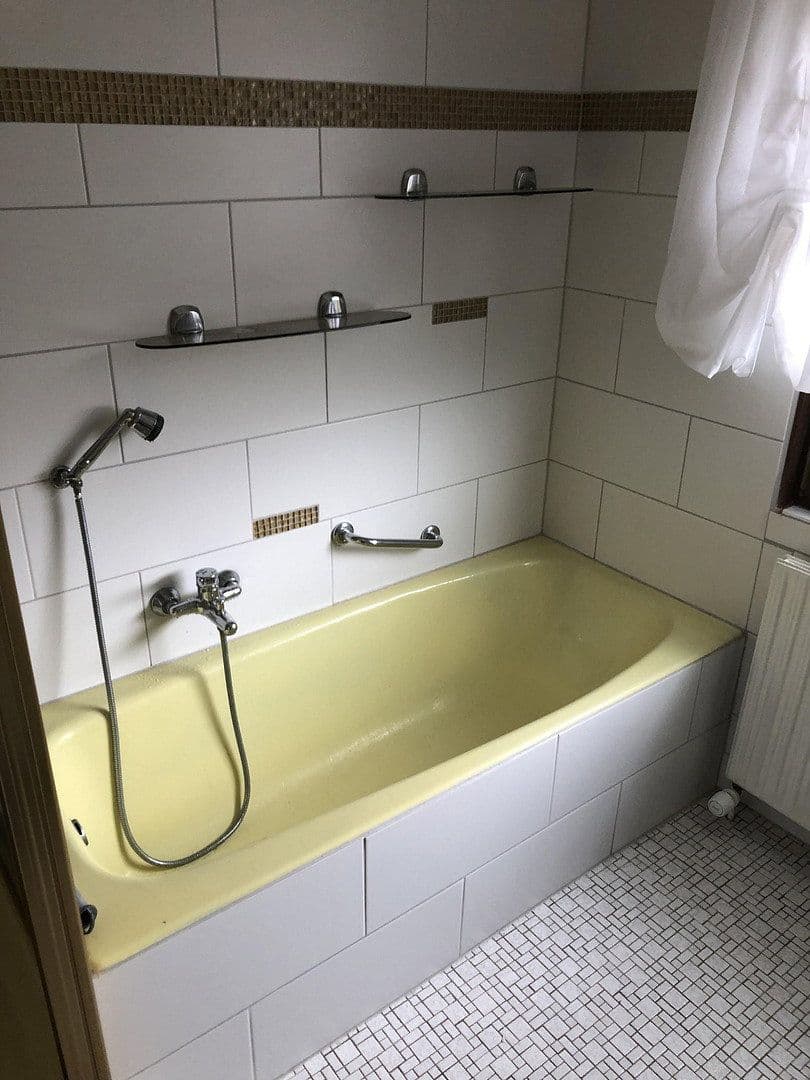 Predaj domu 145 m², pozemok 1.530 m², Kirchberg 22, Königslutter am Elm, Dolné Sasko Predaj domu 145 m², pozemok 1.530 m², Kirchberg 22, Königslutter am Elm, Dolné Sasko