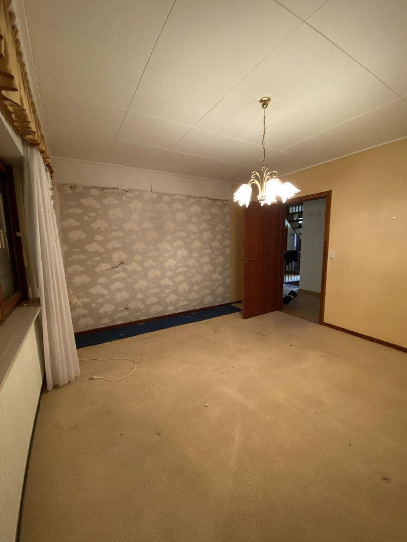 Predaj domu 145 m², pozemok 1.530 m², Kirchberg 22, Königslutter am Elm, Dolné Sasko Predaj domu 145 m², pozemok 1.530 m², Kirchberg 22, Königslutter am Elm, Dolné Sasko