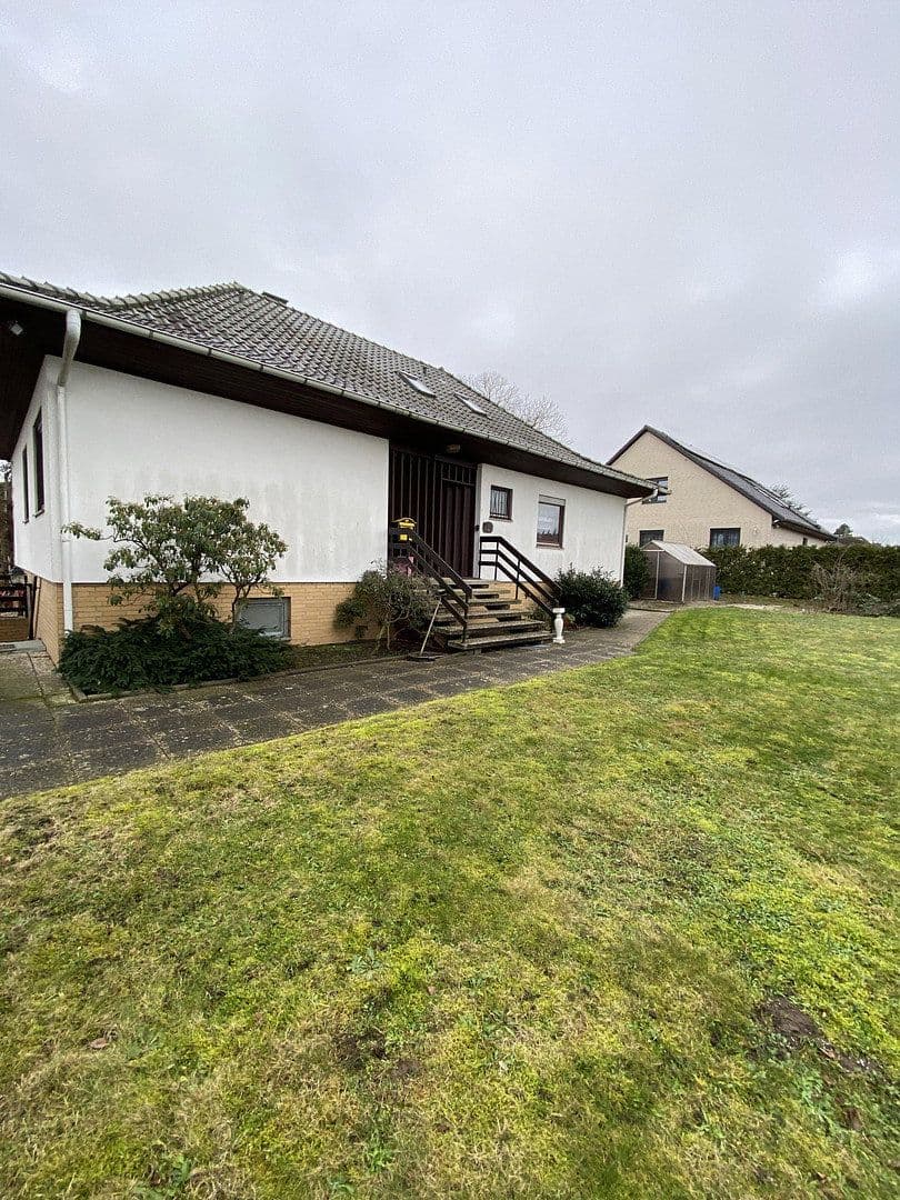 Predaj domu 145 m², pozemok 1.530 m², Kirchberg 22, Königslutter am Elm, Dolné Sasko Predaj domu 145 m², pozemok 1.530 m², Kirchberg 22, Königslutter am Elm, Dolné Sasko