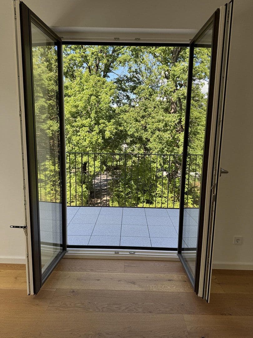 Prenájom bytu 3-izbový 115 m², Dreieich, Hesensko Prenájom bytu 3-izbový 115 m², Dreieich, Hesensko