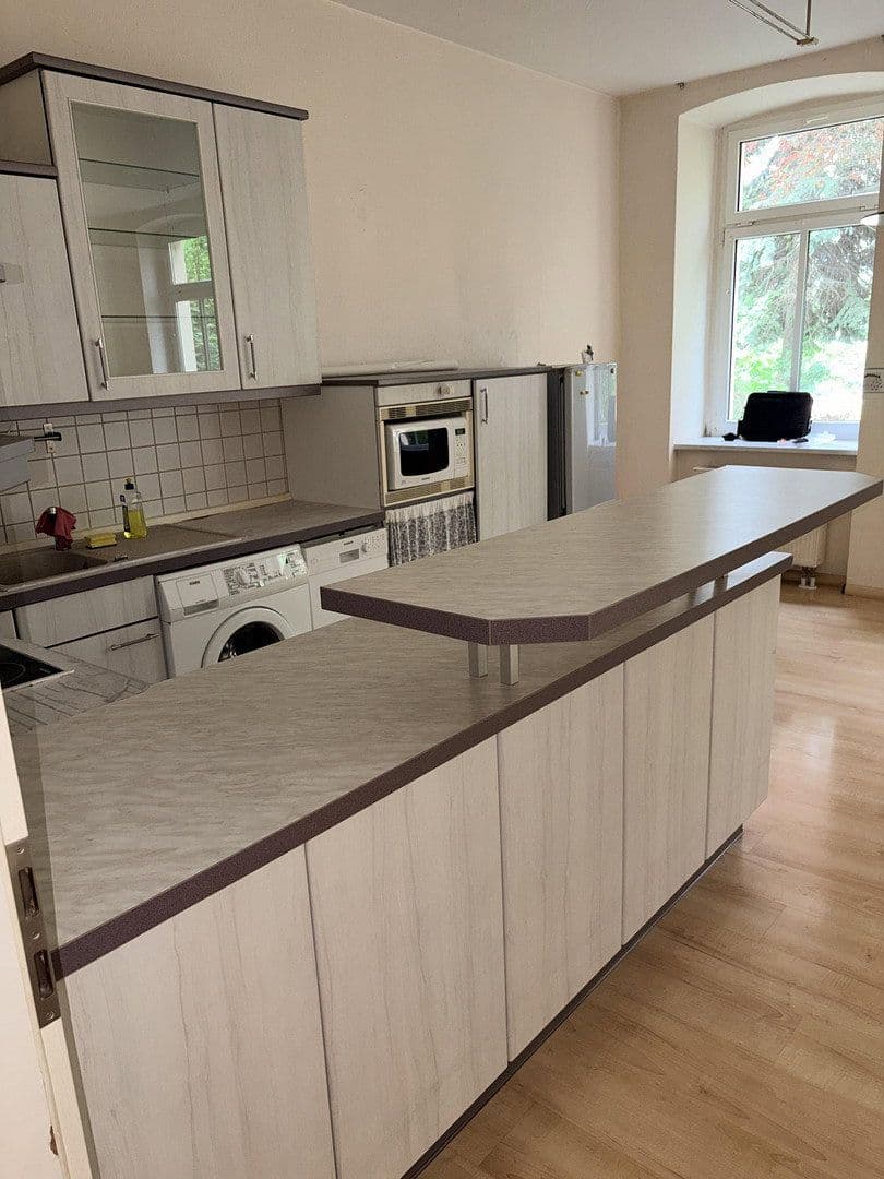 Prenájom bytu 2-izbový 72 m², Altenburg, Durínsko Prenájom bytu 2-izbový 72 m², Altenburg, Durínsko