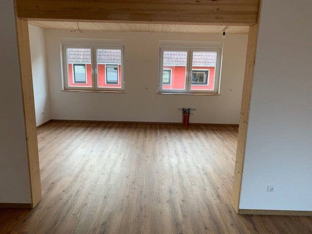 Prenájom domu 135 m², pozemok 110 m², Bretten, Bádensko-Wurttembersko Prenájom domu 135 m², pozemok 110 m², Bretten, Bádensko-Wurttembersko