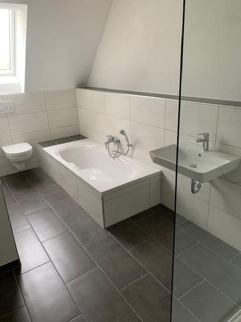 Prenájom domu 135 m², pozemok 110 m², Bretten, Bádensko-Wurttembersko Prenájom domu 135 m², pozemok 110 m², Bretten, Bádensko-Wurttembersko