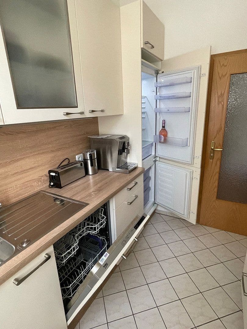 Prenájom bytu 2-izbový 60 m², Altendorfer Straße 14, Chemnitz, Sasko Prenájom bytu 2-izbový 60 m², Altendorfer Straße 14, Chemnitz, Sasko
