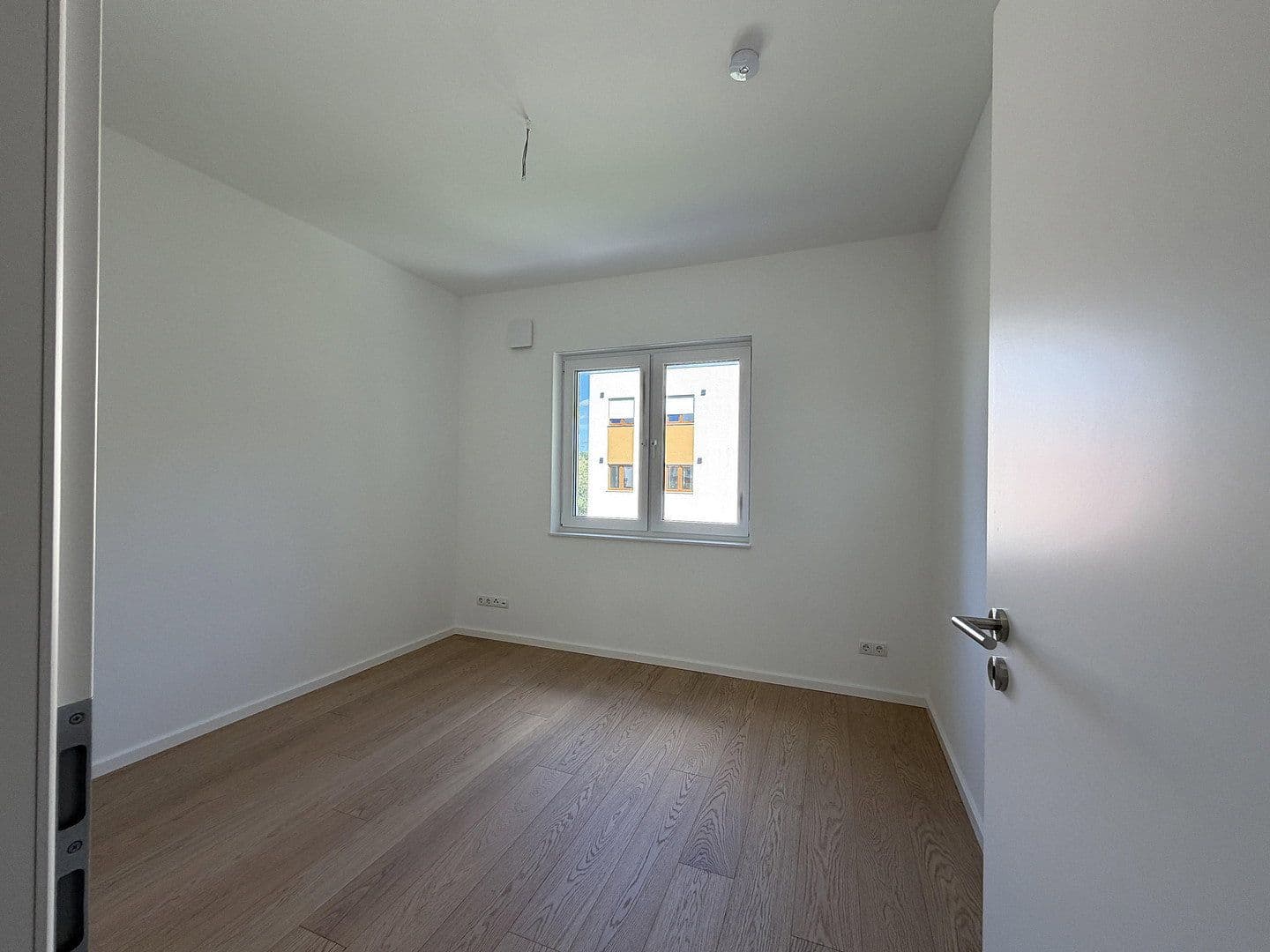 Predaj domu 143 m², pozemok 350 m², Seepromenade 40c, Falkensee, Brandenbursko Predaj domu 143 m², pozemok 350 m², Seepromenade 40c, Falkensee, Brandenbursko
