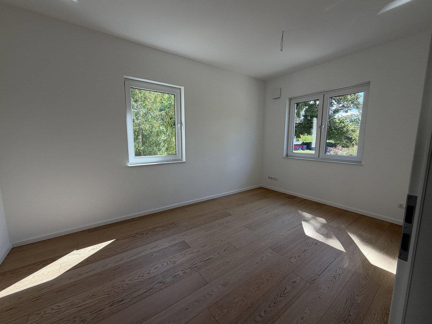 Predaj domu 143 m², pozemok 350 m², Seepromenade 40c, Falkensee, Brandenbursko Predaj domu 143 m², pozemok 350 m², Seepromenade 40c, Falkensee, Brandenbursko