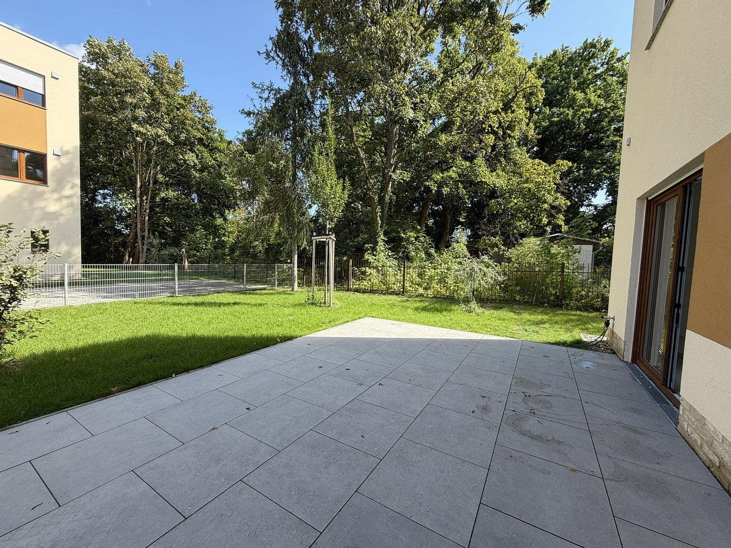 Predaj domu 143 m², pozemok 350 m², Seepromenade 40c, Falkensee, Brandenbursko Predaj domu 143 m², pozemok 350 m², Seepromenade 40c, Falkensee, Brandenbursko