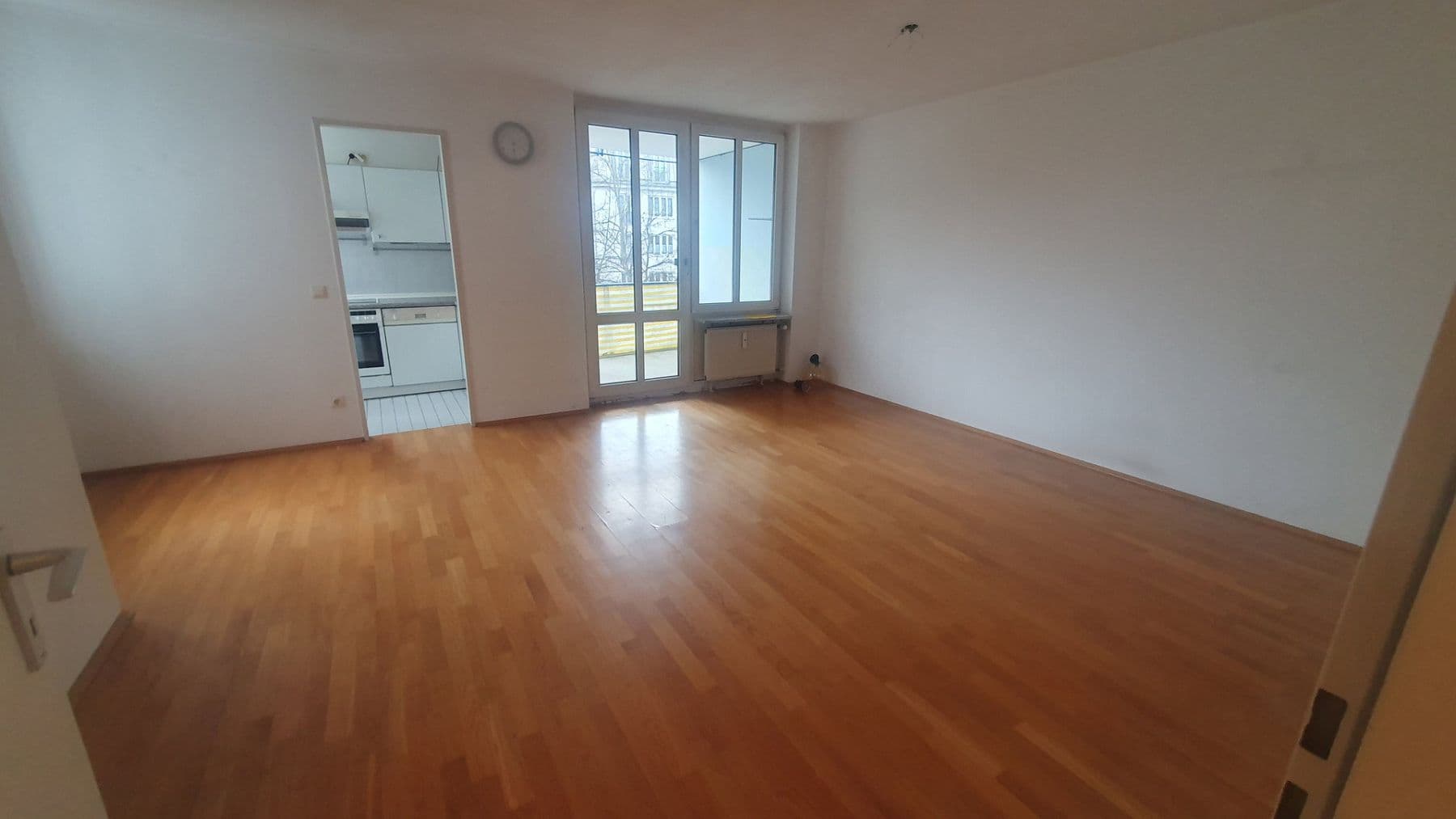 Prenájom bytu 2-izbový 56 m², München, Bavorsko Prenájom bytu 2-izbový 56 m², München, Bavorsko