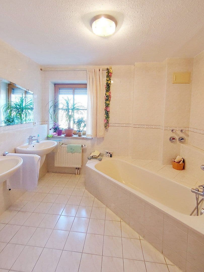 Predaj bytu 4-izbový 102 m², Schwabmünchen, Bavorsko Predaj bytu 4-izbový 102 m², Schwabmünchen, Bavorsko