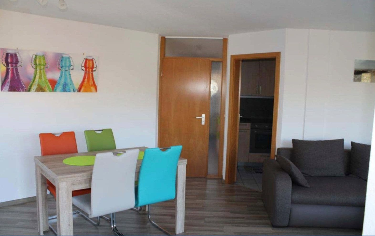 Prenájom bytu 3-izbový 83 m², Filderhauptstr. 80, Stuttgart, Bádensko-Wurttembersko Prenájom bytu 3-izbový 83 m², Filderhauptstr. 80, Stuttgart, Bádensko-Wurttembersko