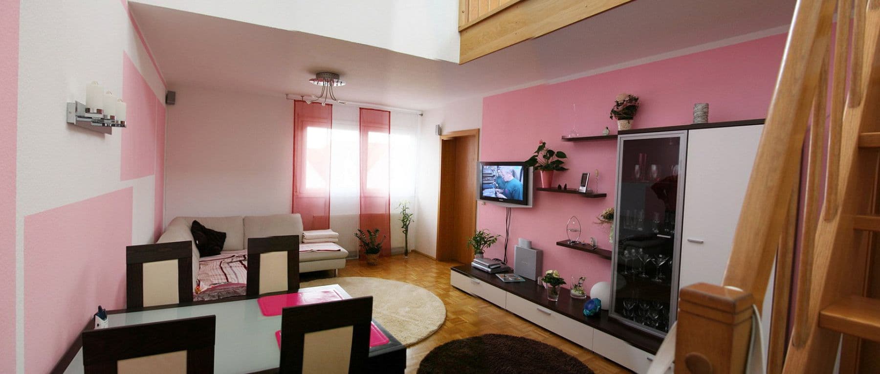 Prenájom bytu 3-izbový 73 m², Hauptstraße 31, Burladingen, Bádensko-Wurttembersko Prenájom bytu 3-izbový 73 m², Hauptstraße 31, Burladingen, Bádensko-Wurttembersko