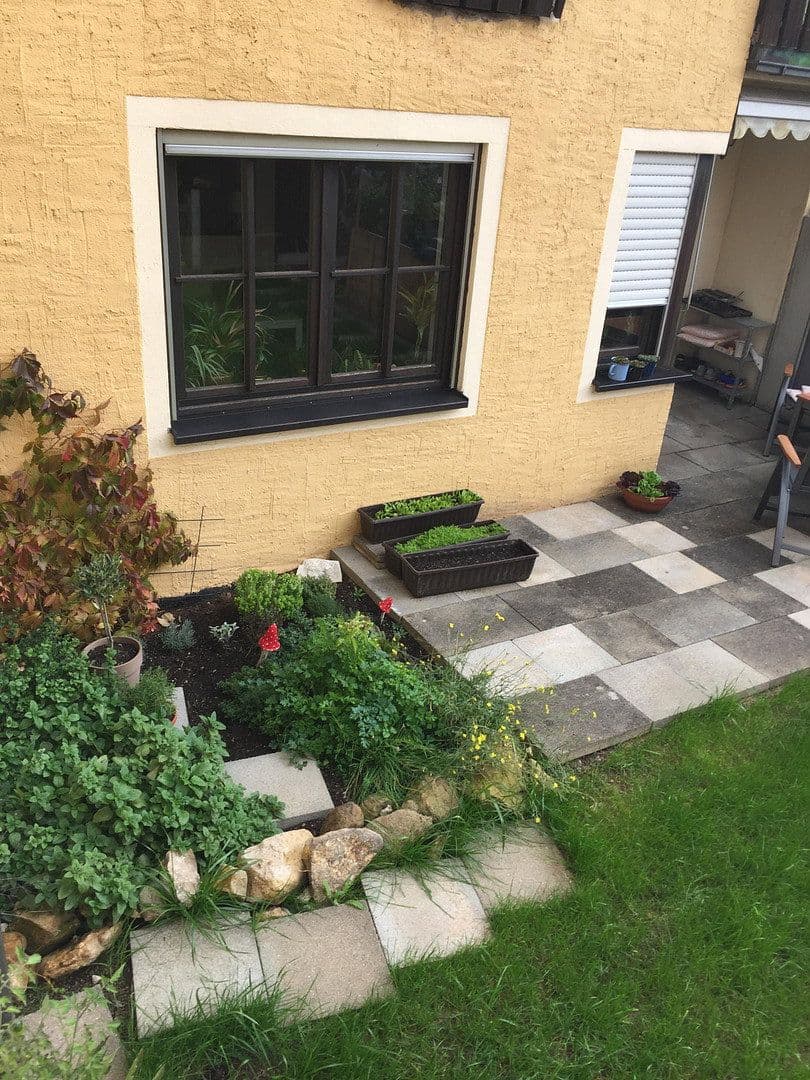 Prenájom bytu 2-izbový 71 m², Bühringerstr. 16B, Gunzenhausen, Bavorsko Prenájom bytu 2-izbový 71 m², Bühringerstr. 16B, Gunzenhausen, Bavorsko