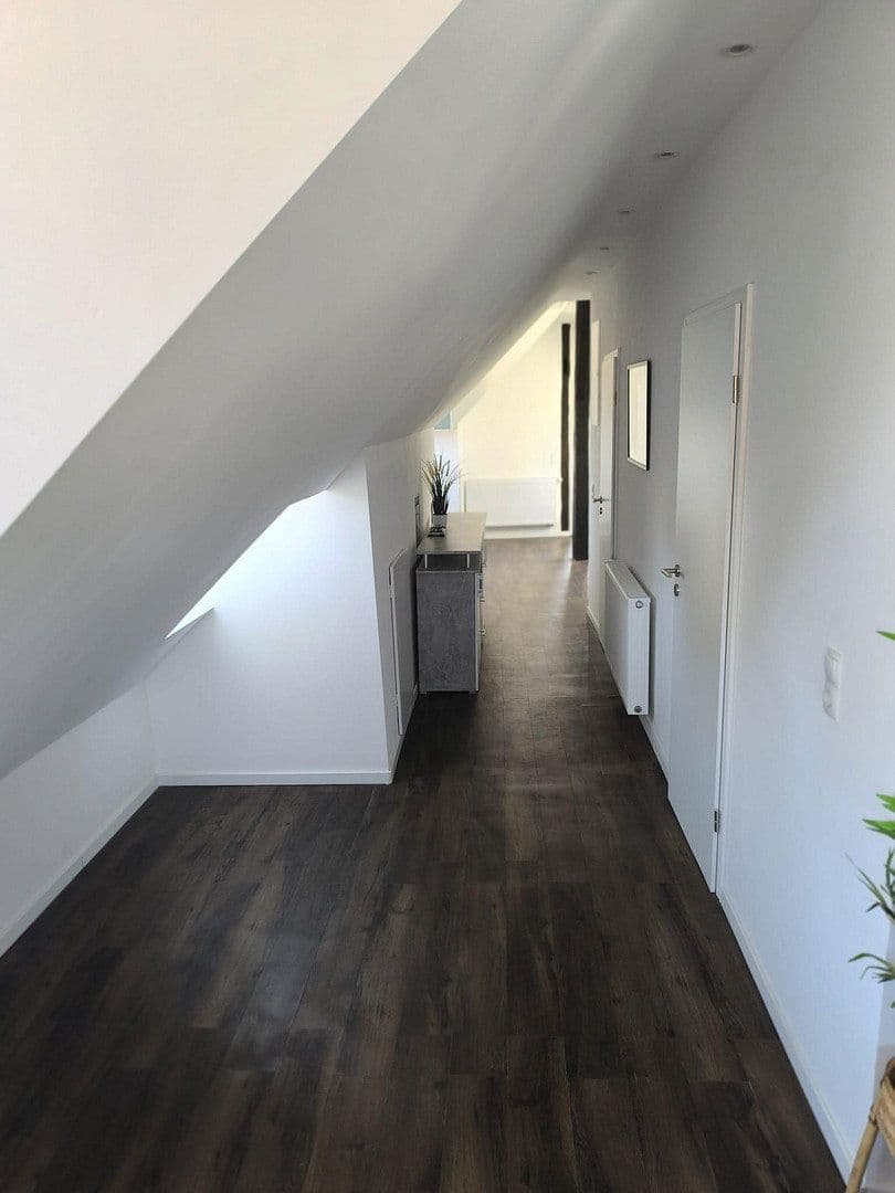 Prenájom bytu 2-izbový 85 m², Dielheimer Str. 4, Wiesloch, Bádensko-Wurttembersko Prenájom bytu 2-izbový 85 m², Dielheimer Str. 4, Wiesloch, Bádensko-Wurttembersko