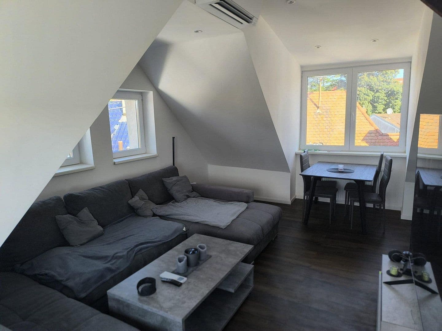 Prenájom bytu 2-izbový 85 m², Dielheimer Str. 4, Wiesloch, Bádensko-Wurttembersko Prenájom bytu 2-izbový 85 m², Dielheimer Str. 4, Wiesloch, Bádensko-Wurttembersko