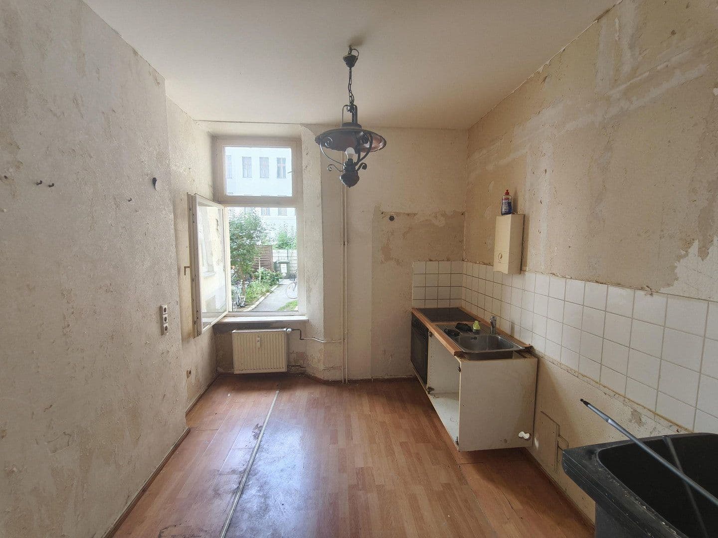 Predaj bytu 2-izbový 62 m², Emserstr. 76, Berlin, Berlín Predaj bytu 2-izbový 62 m², Emserstr. 76, Berlin, Berlín
