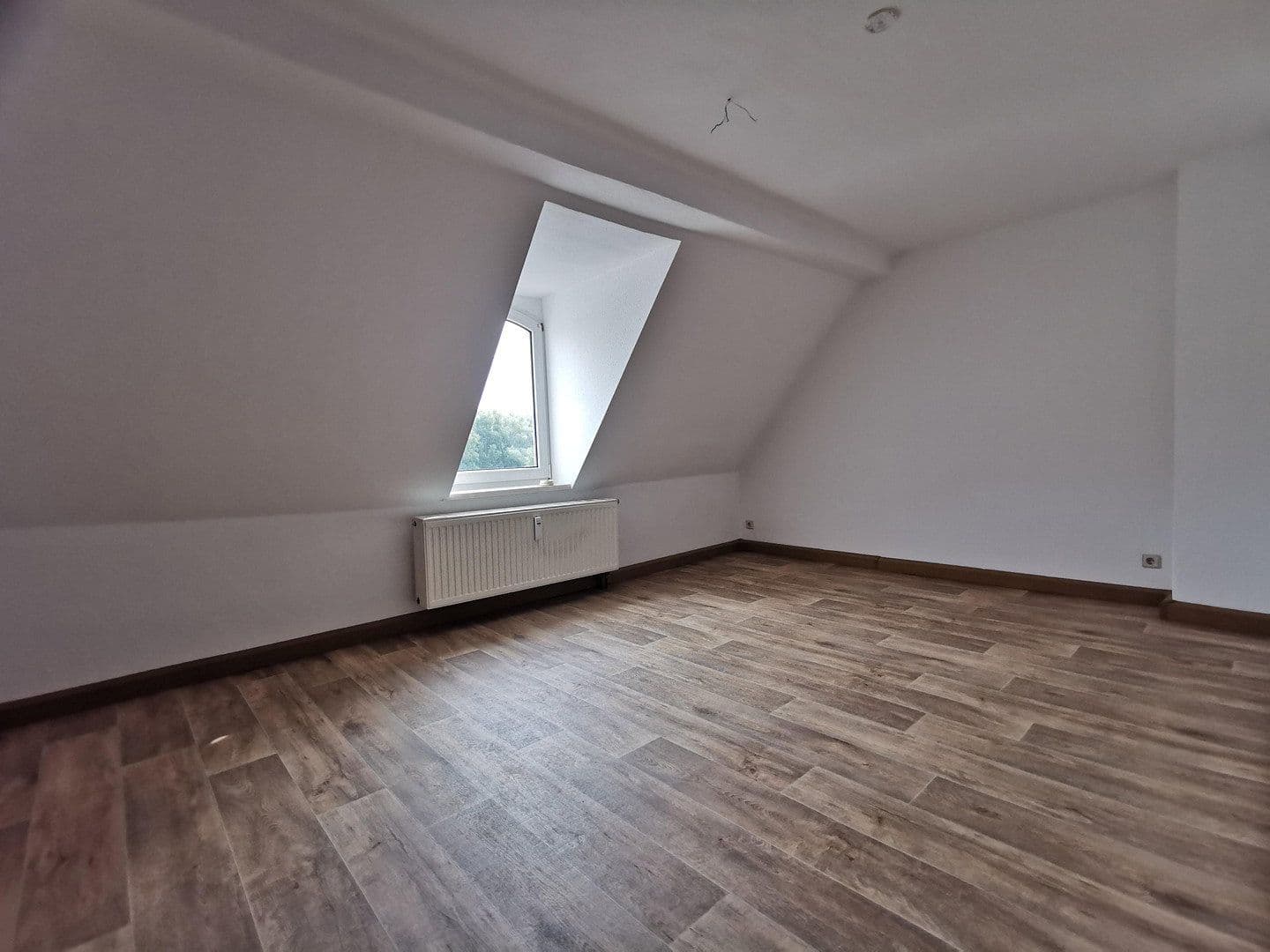 Prenájom bytu 2-izbový 51 m², Teuchern, Sasko-Anhaltsko Prenájom bytu 2-izbový 51 m², Teuchern, Sasko-Anhaltsko