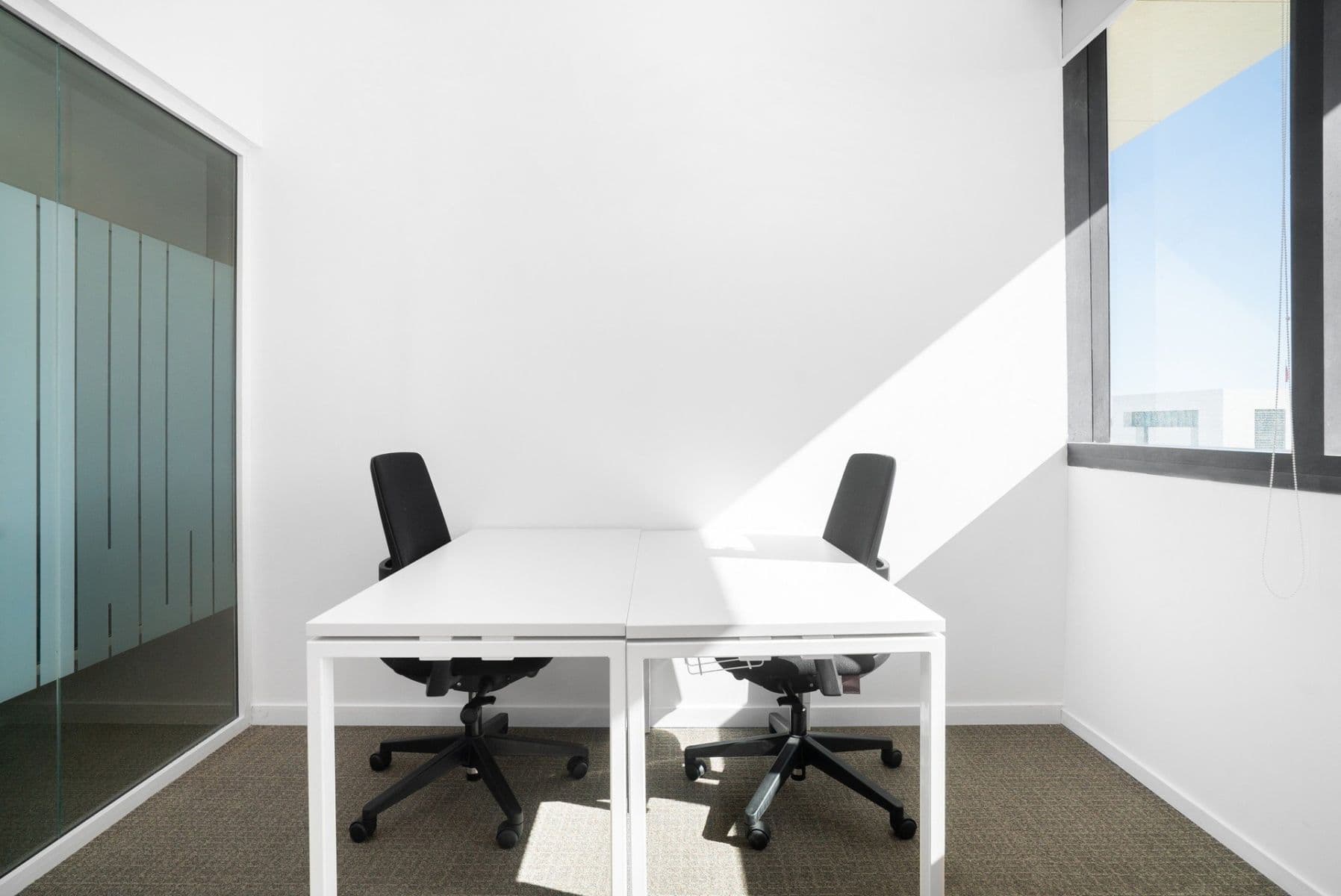 Prenájom kancelárie 10 m², Dělnická, Praha, Praha Prenájom kancelárie 10 m², Dělnická, Praha, Praha