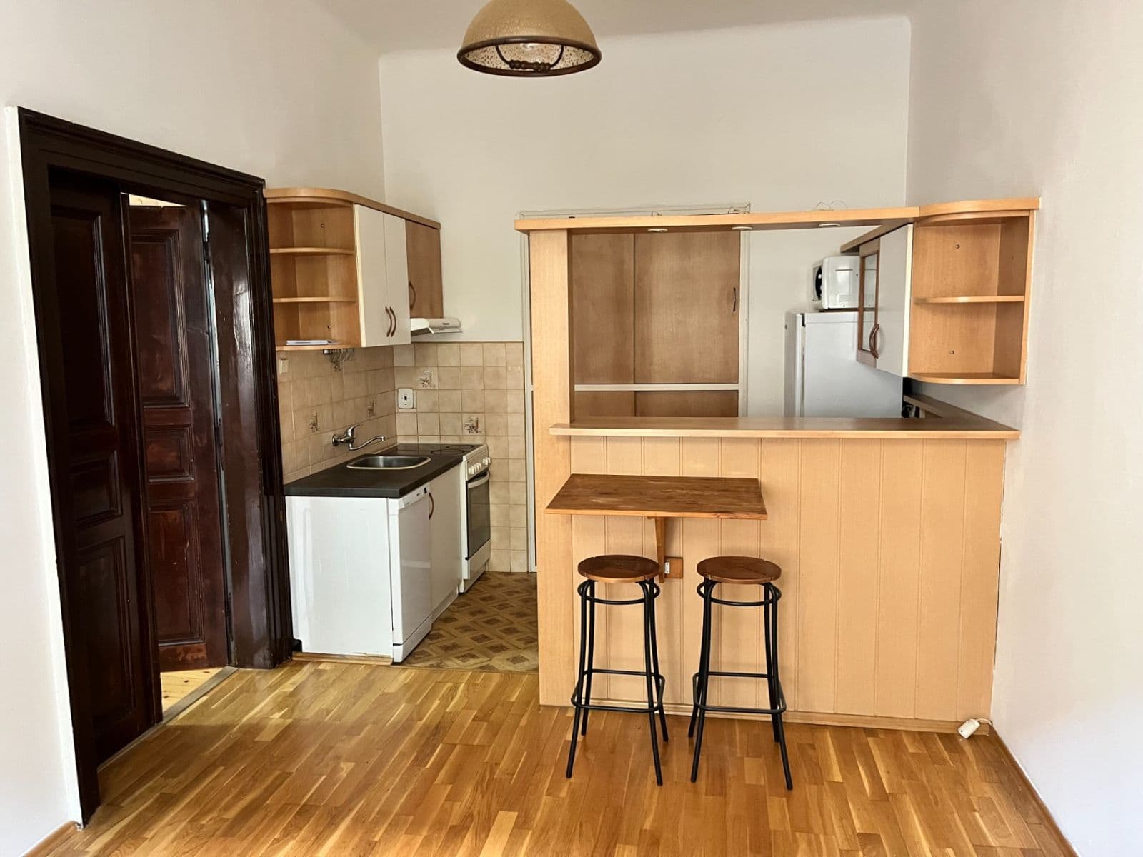 Prenájom bytu 2-izbový 40 m², U Santošky, Praha, Praha Prenájom bytu 2-izbový 40 m², U Santošky, Praha, Praha