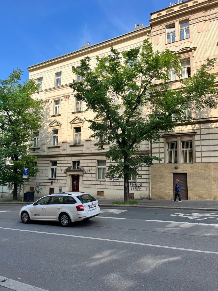 Prenájom bytu 2-izbový 40 m², U Santošky, Praha, Praha Prenájom bytu 2-izbový 40 m², U Santošky, Praha, Praha