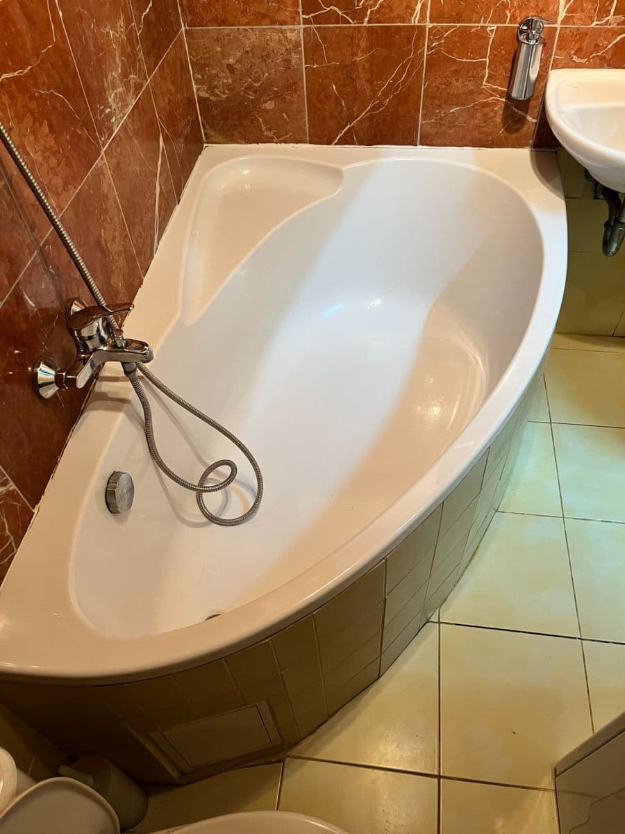 Prenájom bytu 2-izbový 40 m², U Santošky, Praha, Praha Prenájom bytu 2-izbový 40 m², U Santošky, Praha, Praha