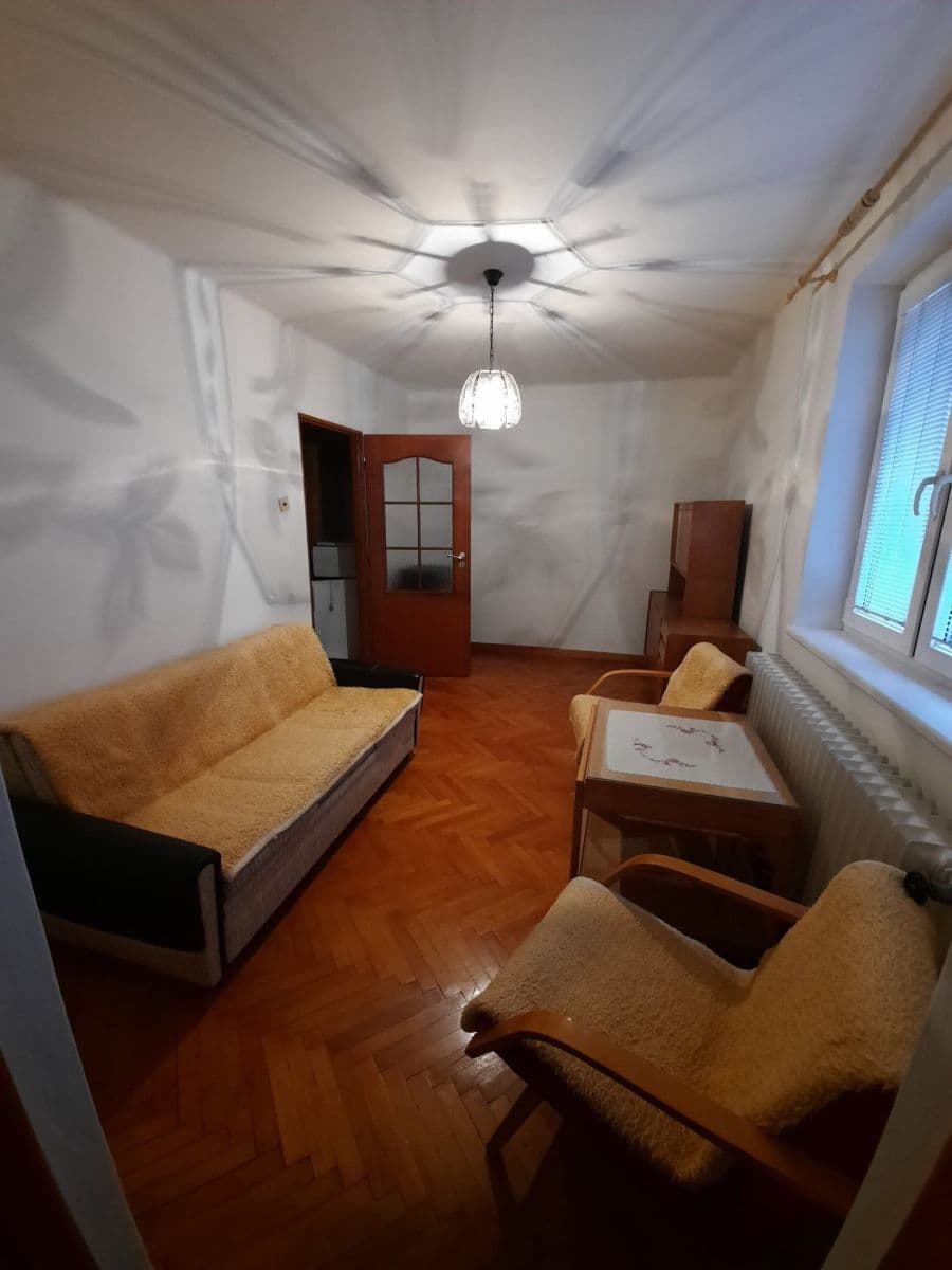Prenájom domu 100 m², pozemok 850 m², Kalinčiakova, Ľubotice, Prešovský kraj Prenájom domu 100 m², pozemok 850 m², Kalinčiakova, Ľubotice, Prešovský kraj