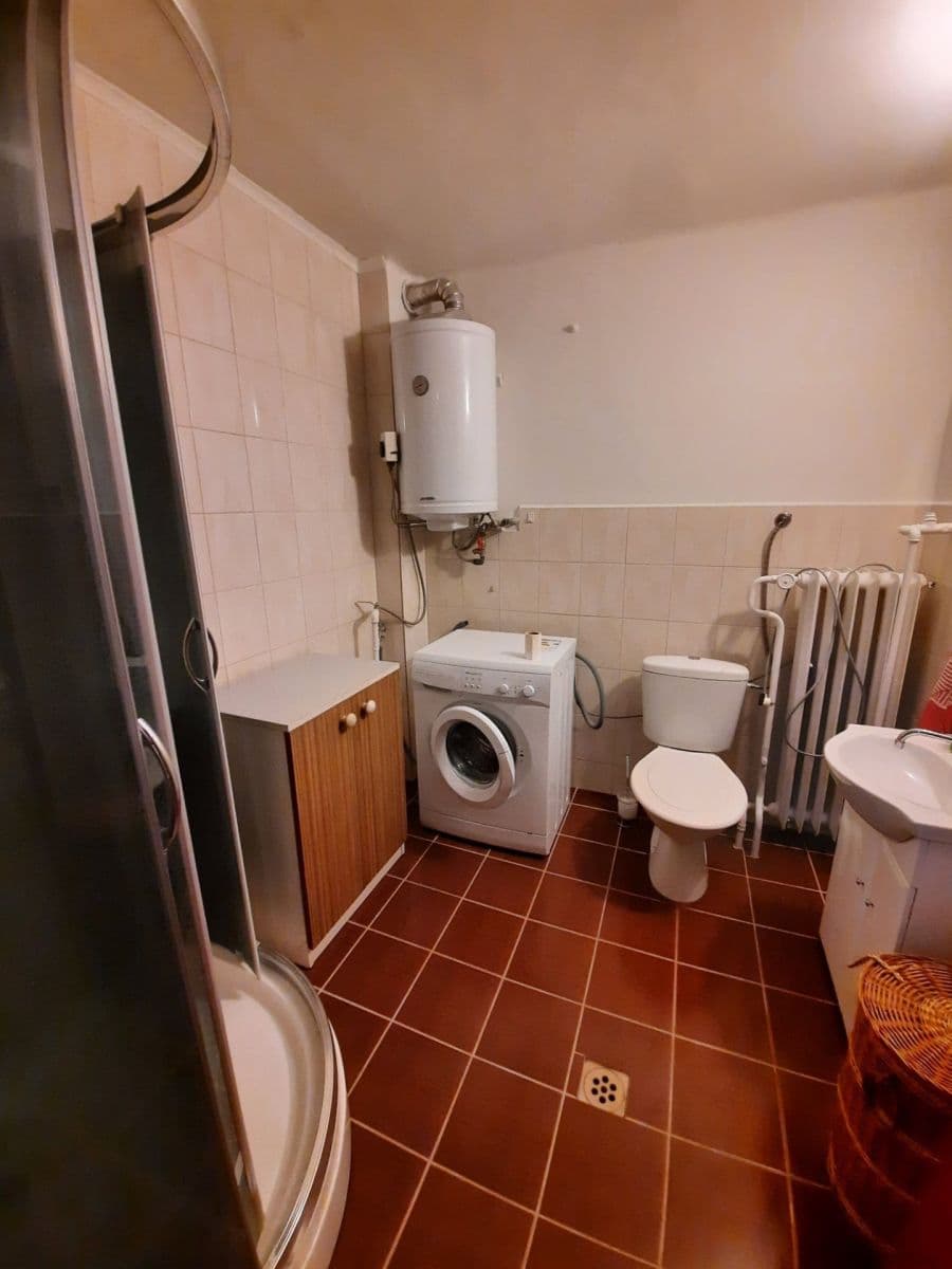 Prenájom domu 100 m², pozemok 850 m², Kalinčiakova, Ľubotice, Prešovský kraj Prenájom domu 100 m², pozemok 850 m², Kalinčiakova, Ľubotice, Prešovský kraj