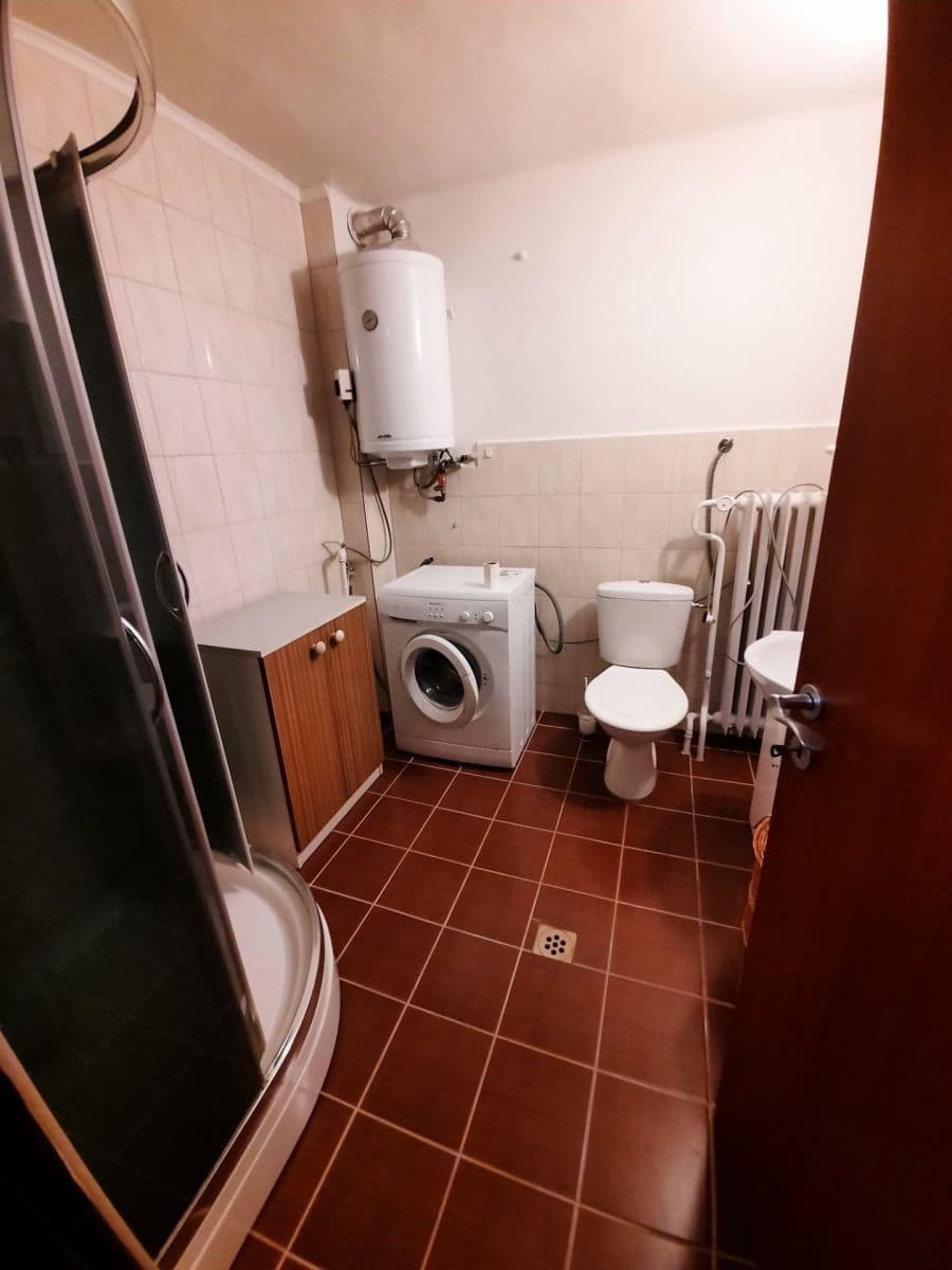 Prenájom domu 100 m², pozemok 850 m², Kalinčiakova, Ľubotice, Prešovský kraj Prenájom domu 100 m², pozemok 850 m², Kalinčiakova, Ľubotice, Prešovský kraj