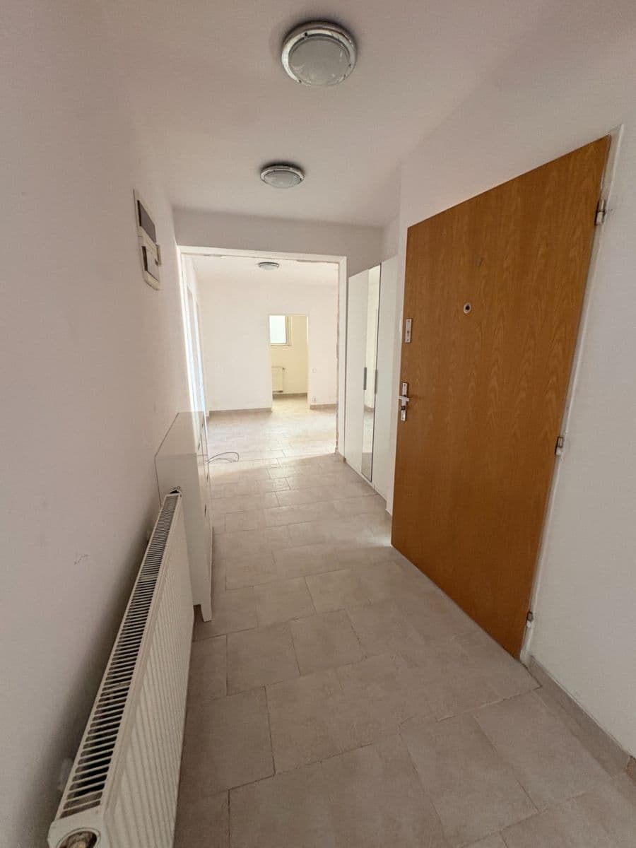 Prenájom bytu 5-izbový 200 m², Milešovská, Praha, Praha Prenájom bytu 5-izbový 200 m², Milešovská, Praha, Praha
