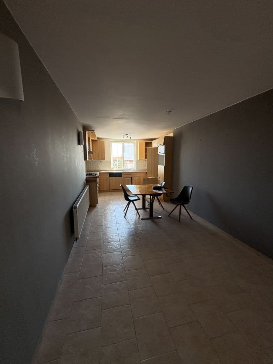 Prenájom bytu 5-izbový 200 m², Milešovská, Praha, Praha Prenájom bytu 5-izbový 200 m², Milešovská, Praha, Praha